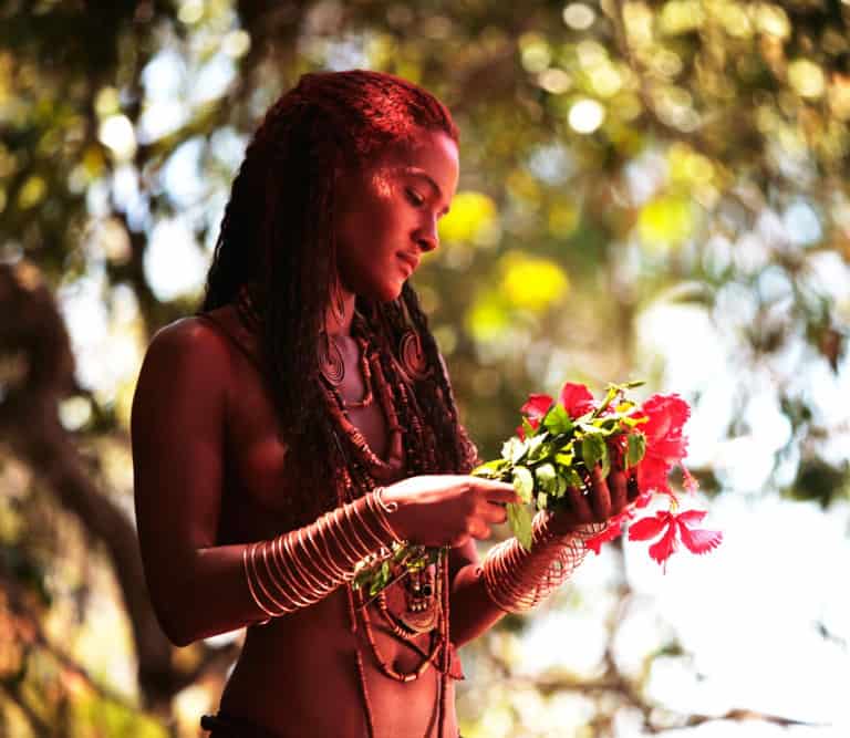 Leia o artigo Enterro do Pai de Santo e sua filha de Iansã