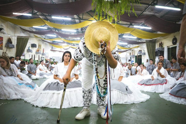 Leia o artigo O verdadeiro médium umbandista e suas principais características