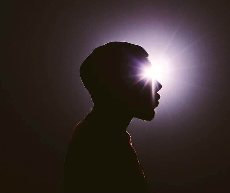 Leia o artigo Orixá de Cabeça: você conhece as características do (a) seu (sua)?