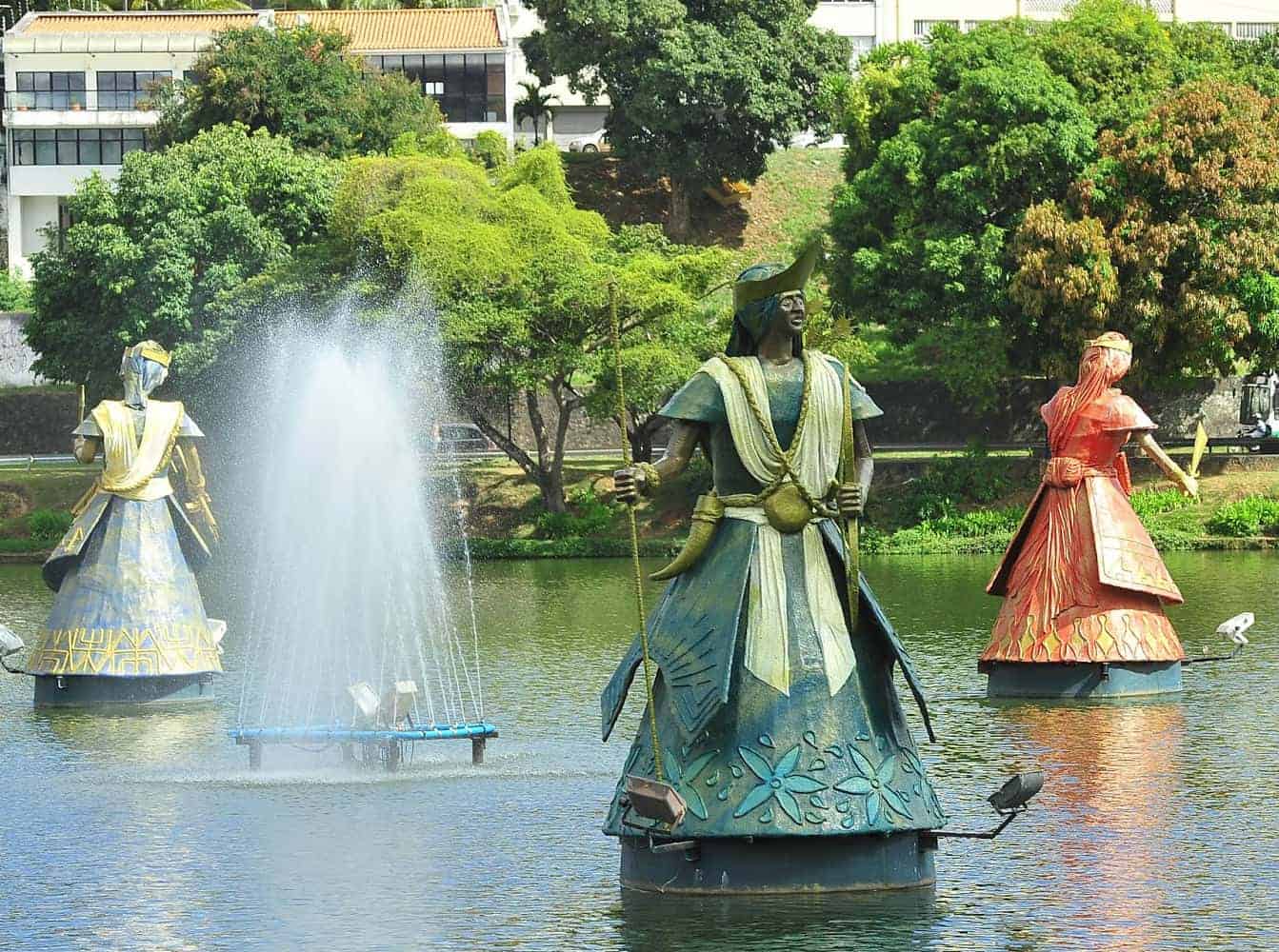 O Mistério do Orixá Ancestral, de Frente e Adjuntó 2 O Mistério do Orixá Ancestral, de Frente e Adjuntó 2