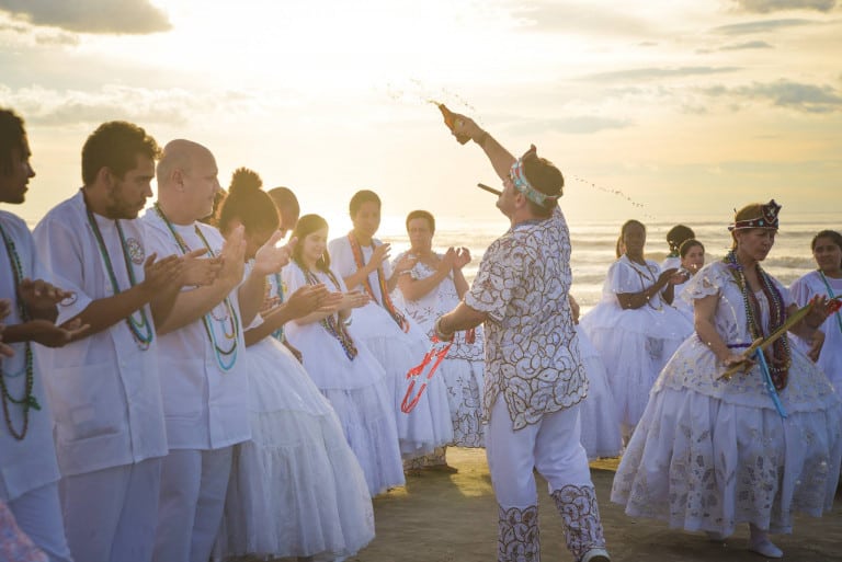 Leia o artigo Umbandista, consulente ou assistência: diferenças