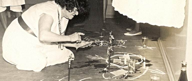 Leia o artigo Magia de Pemba na Umbanda