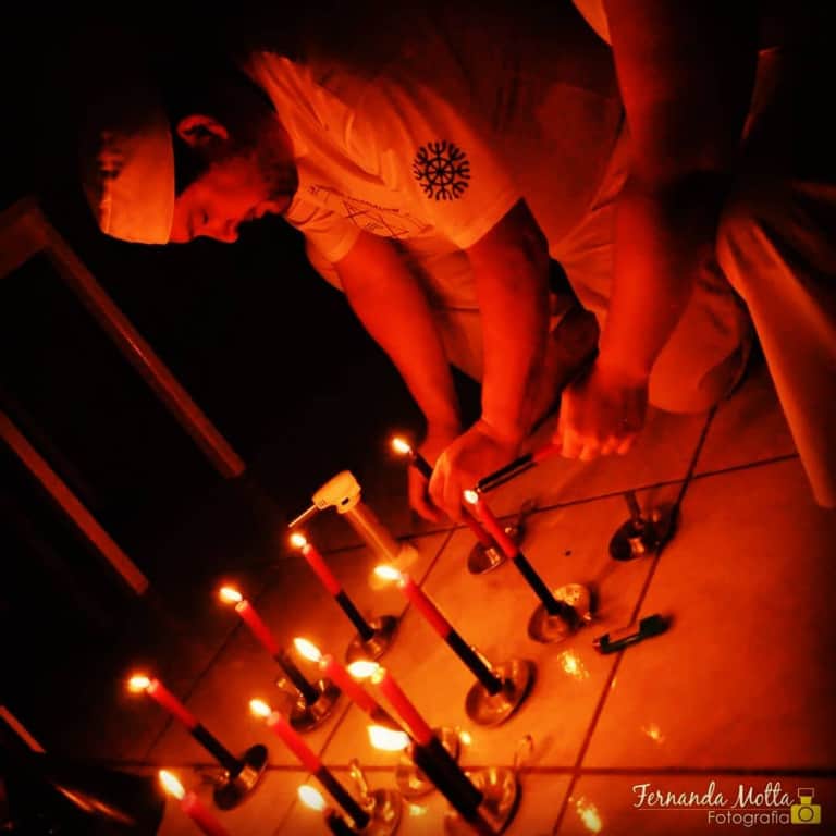 Leia o artigo Queimar etapas no desenvolvimento mediúnico