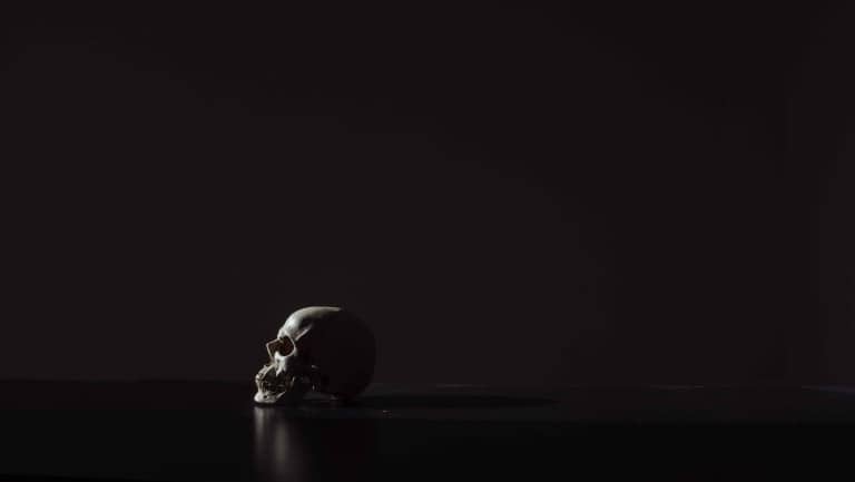 Leia o artigo Exu Vazio Absoluto e Oxalá Espaço Infinito