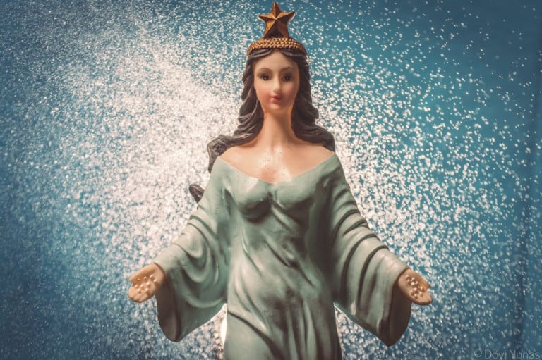 Leia o artigo A descoberta da Umbanda (e fora do Brasil)