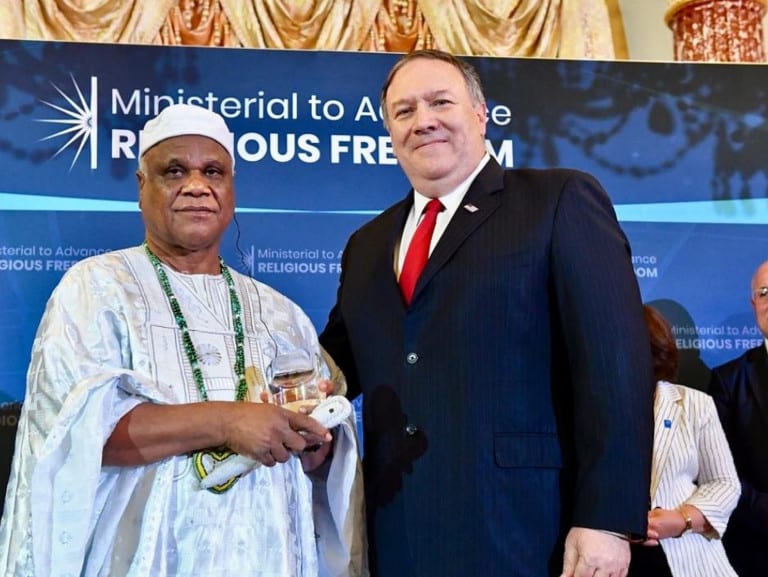 Leia o artigo Pai de Santo premiado nos EUA contra intolerância