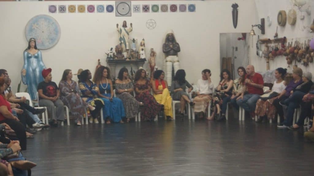 Leia o artigo Livro Pombagira A Deusa é lançado com debate