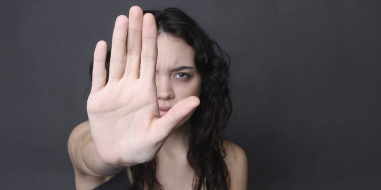 Leia o artigo Álcool, Drogas e Tecnologia: como evitar essa armadilha?